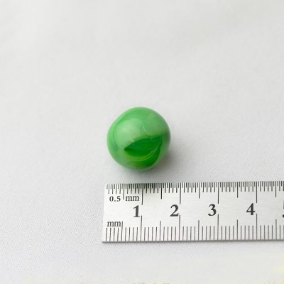 画像2: 【限定商品】ガラス球　緑メノウ調　直径約１６ｍｍ 約100個入